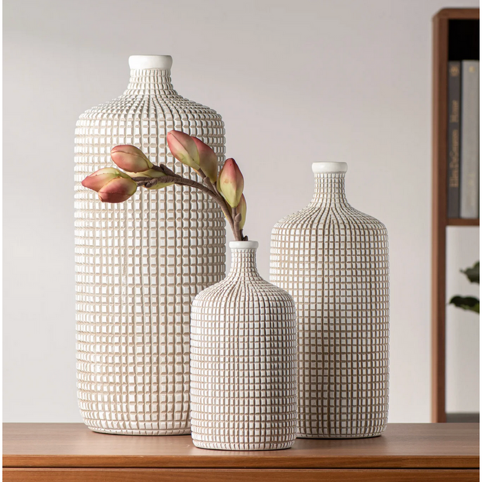 Armadillo Resin Bottle Vase - 10" White