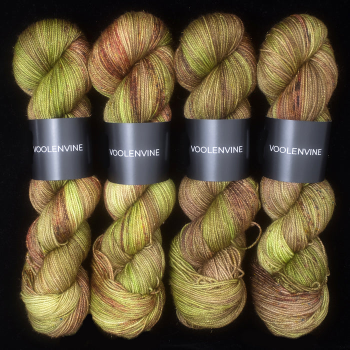 Grinchy Witch (STRANGE BREW), BLITZED