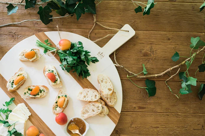 Medium White Round Charcuterie Board