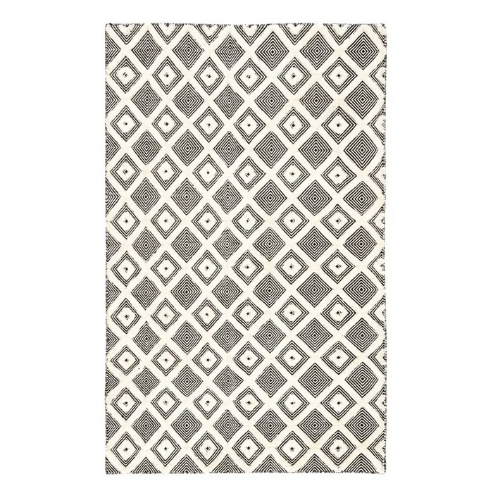 Rebecca Rug - Marshmellow/Black Beauty